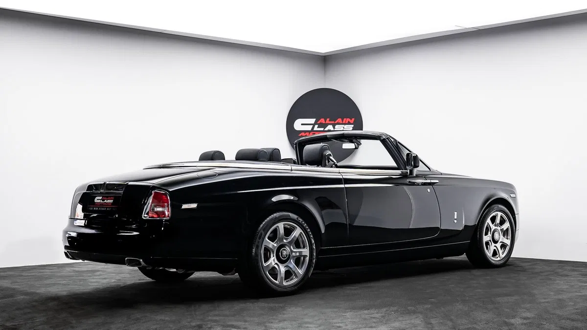 2017 Rolls-Royce Phantom Drophead for sale, exterior, Black
