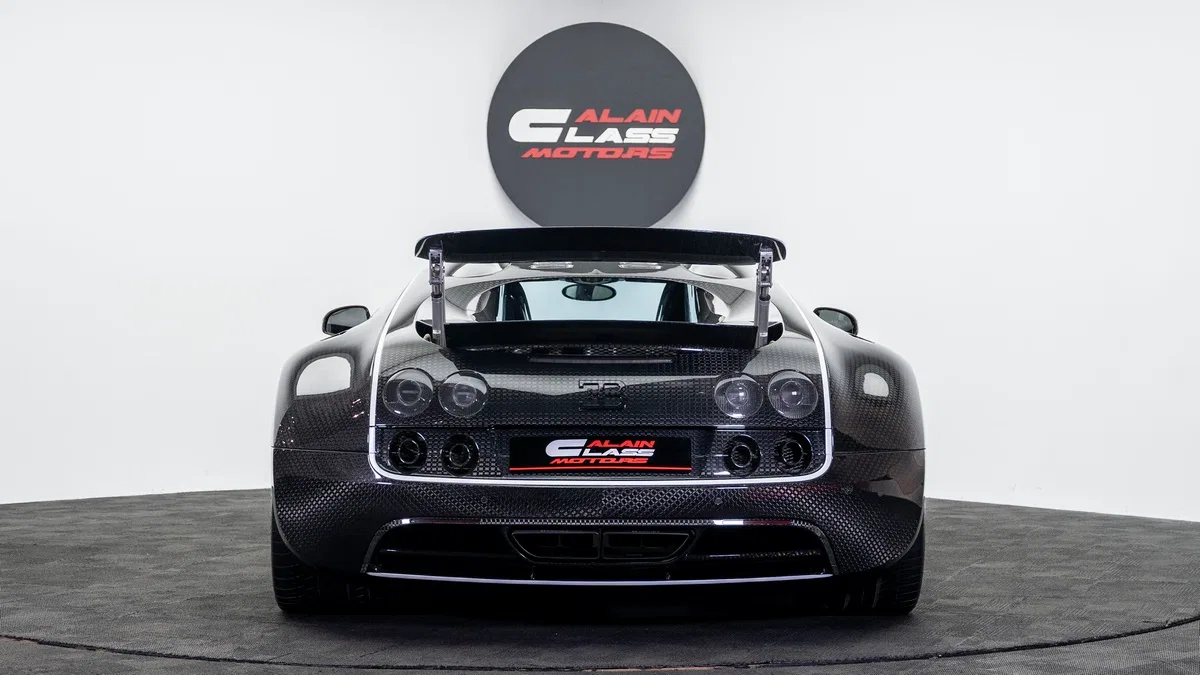 2006 Bugatti Veyron Linea Vivere for sale, exterior, White | Carbon Fiber
