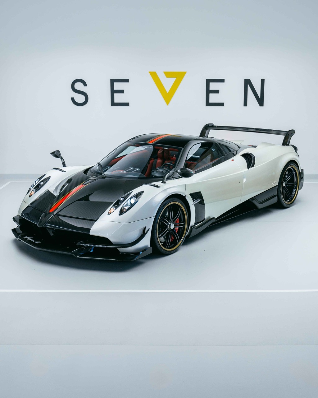 2018 Pagani Huayra 2018, 9/13