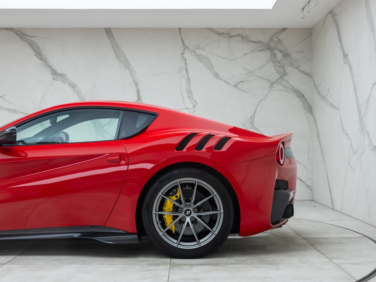 2016 Ferrari F12tdf, 3/20