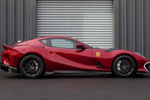 2024 Ferrari 812 Competizione, 4/14