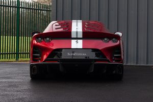 2024 Ferrari 812 Competizione, 5/14