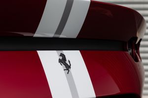 2024 Ferrari 812 Competizione, 6/14