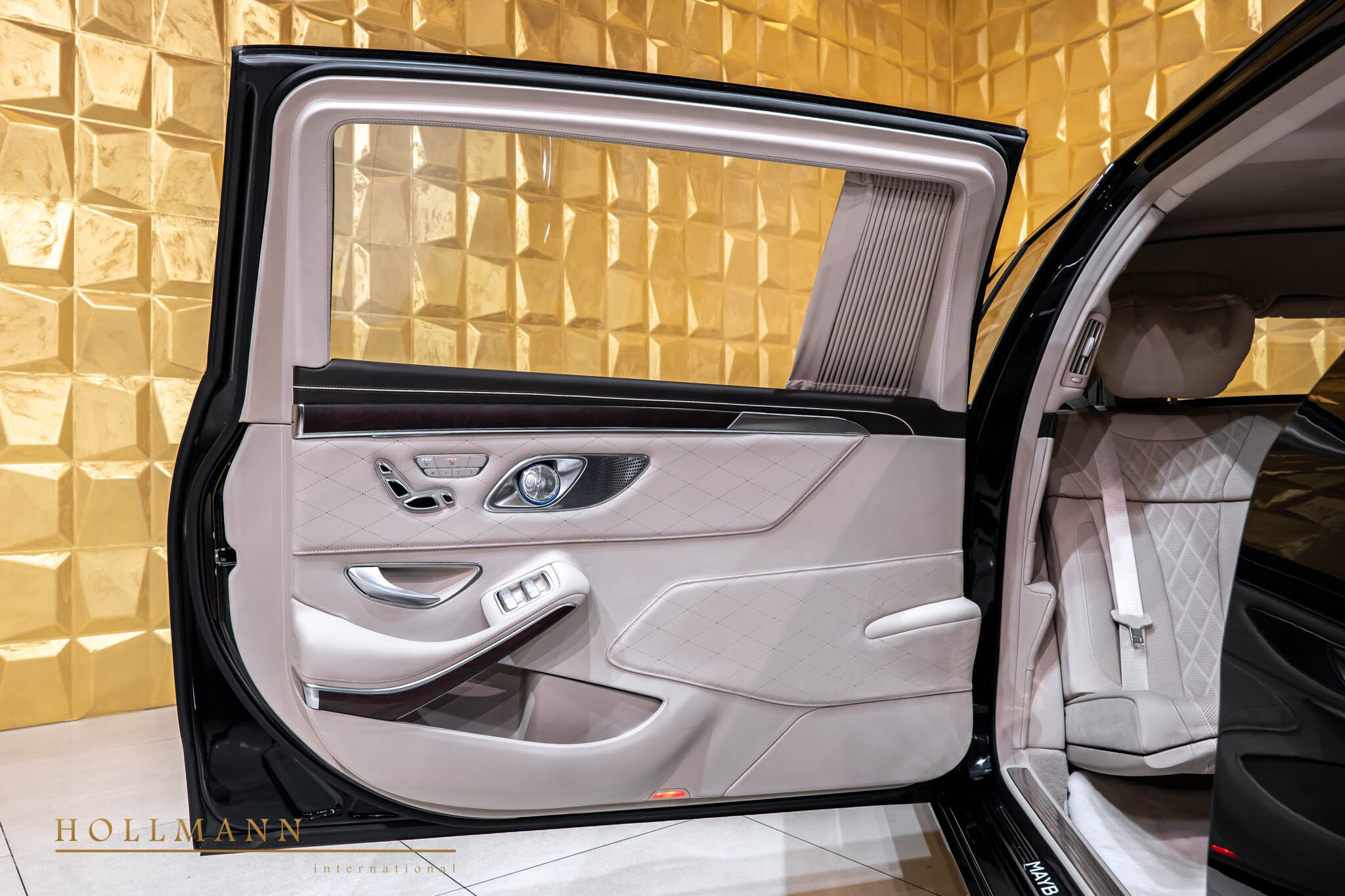 2022 Mercedes-Maybach S 650 Pullman, 8/20