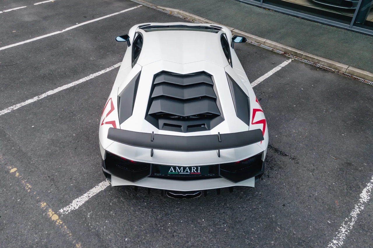 2016 Lamborghini Aventador SV LP750-4, 4/16