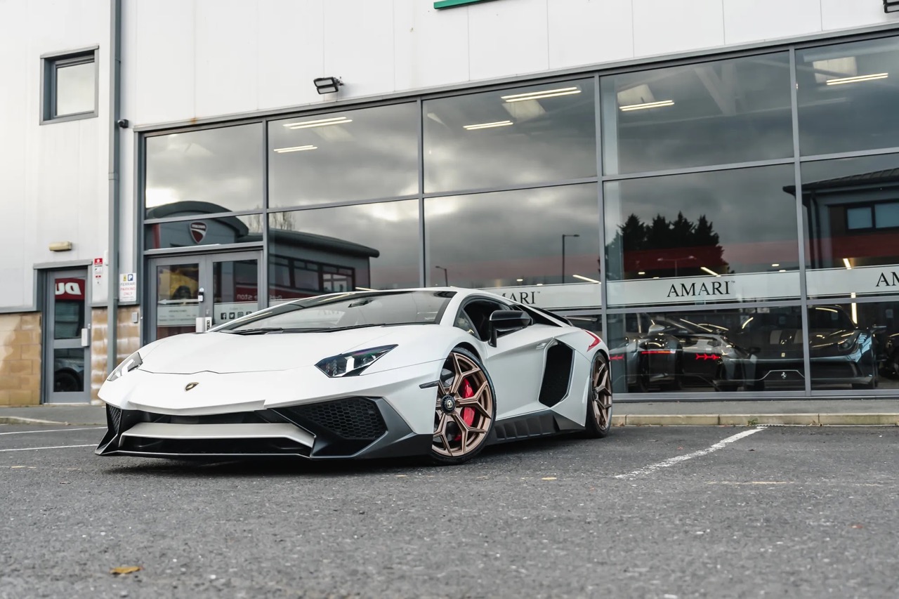 2016 Lamborghini Aventador SV LP750-4, 11/16
