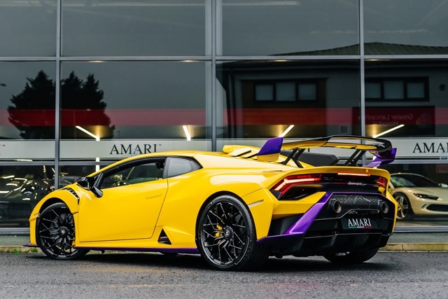 2022 Lamborghini Huracán STO, 2/20