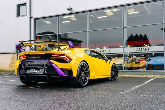 2022 Lamborghini Huracán STO, 13/20