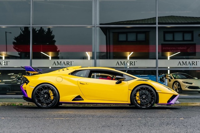 2022 Lamborghini Huracán STO, 19/20