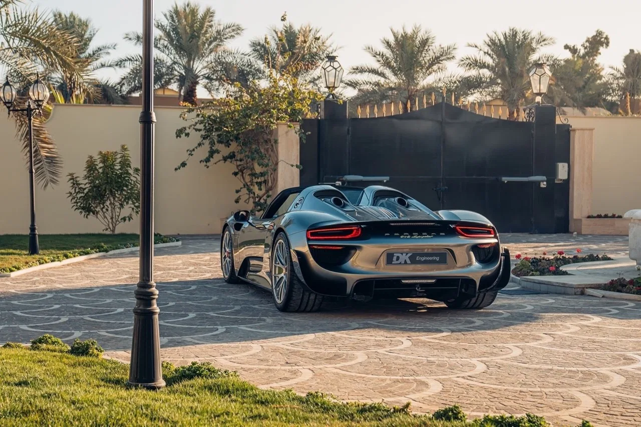 2015 Porsche 918 Spyder Weissach Package