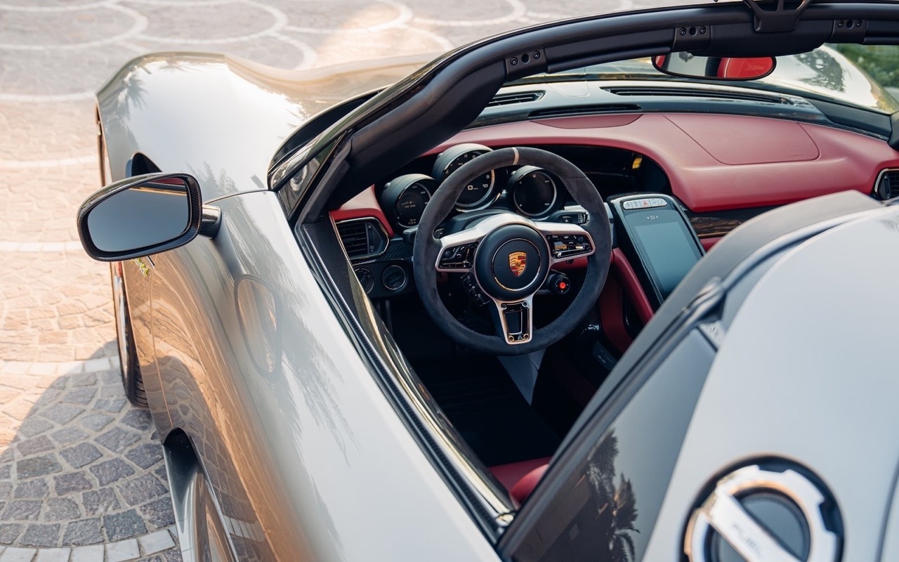2015 Porsche 918 Spyder Weissach Package, 10/20