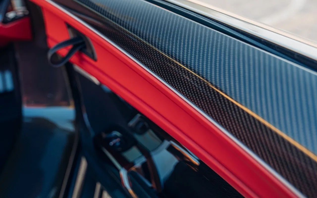 2015 Porsche 918 Spyder Weissach Package, detail