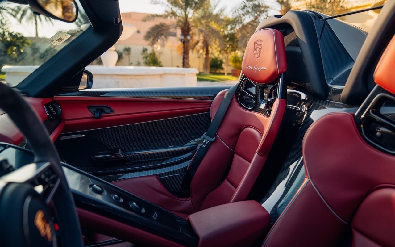 2015 Porsche 918 Spyder Weissach Package, 14/20