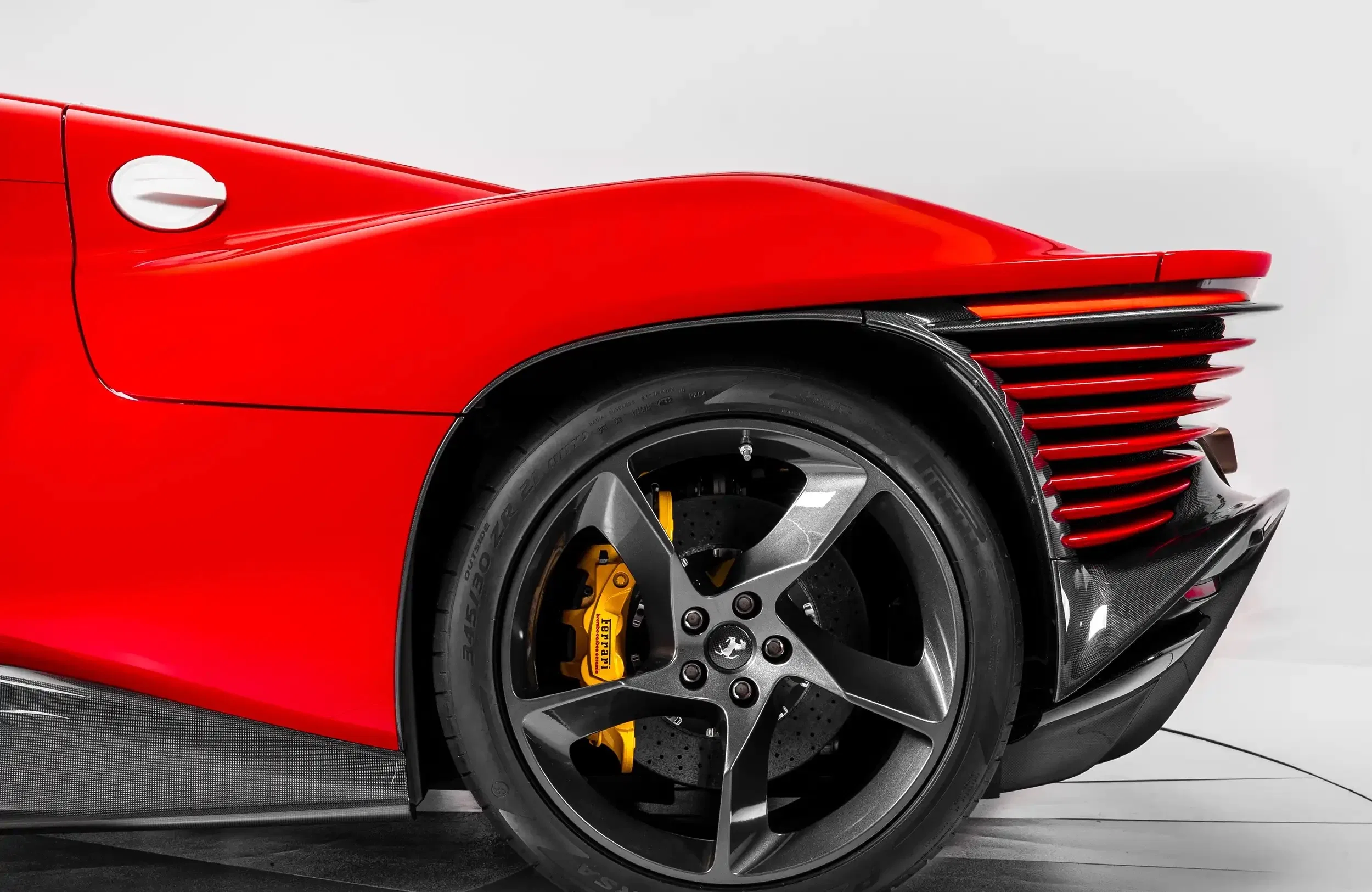 2023 Ferrari Daytona SP3 wheel