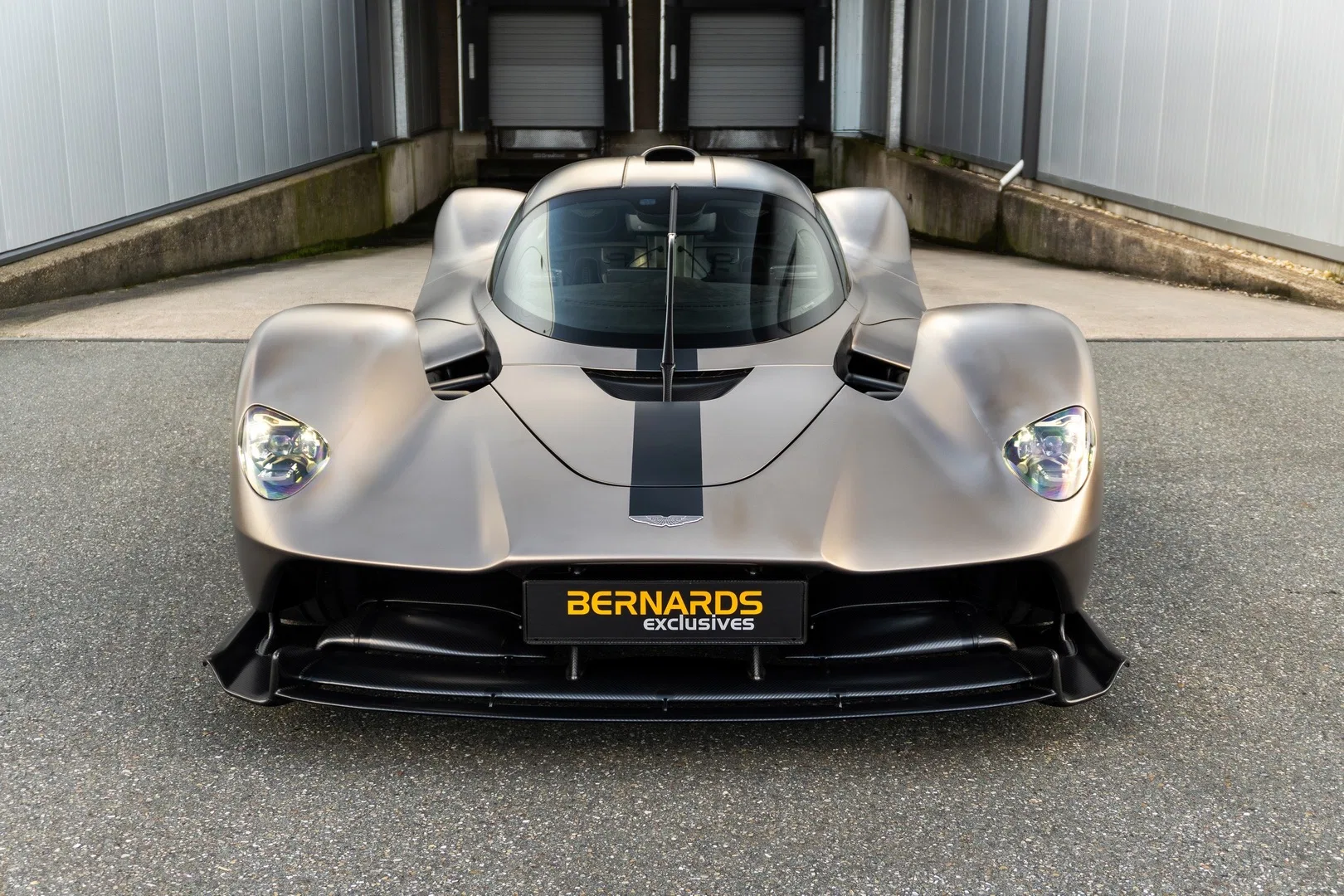 2022 Aston Martin Valkyrie for sale, exterior, Satin Arizona Bronze