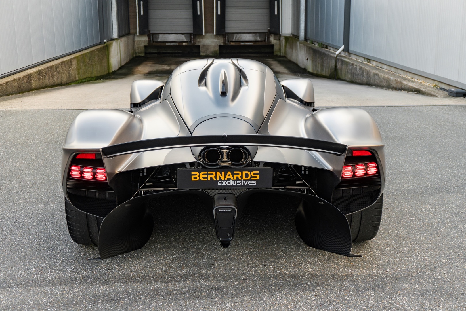 2022 Aston Martin Valkyrie, 14/40