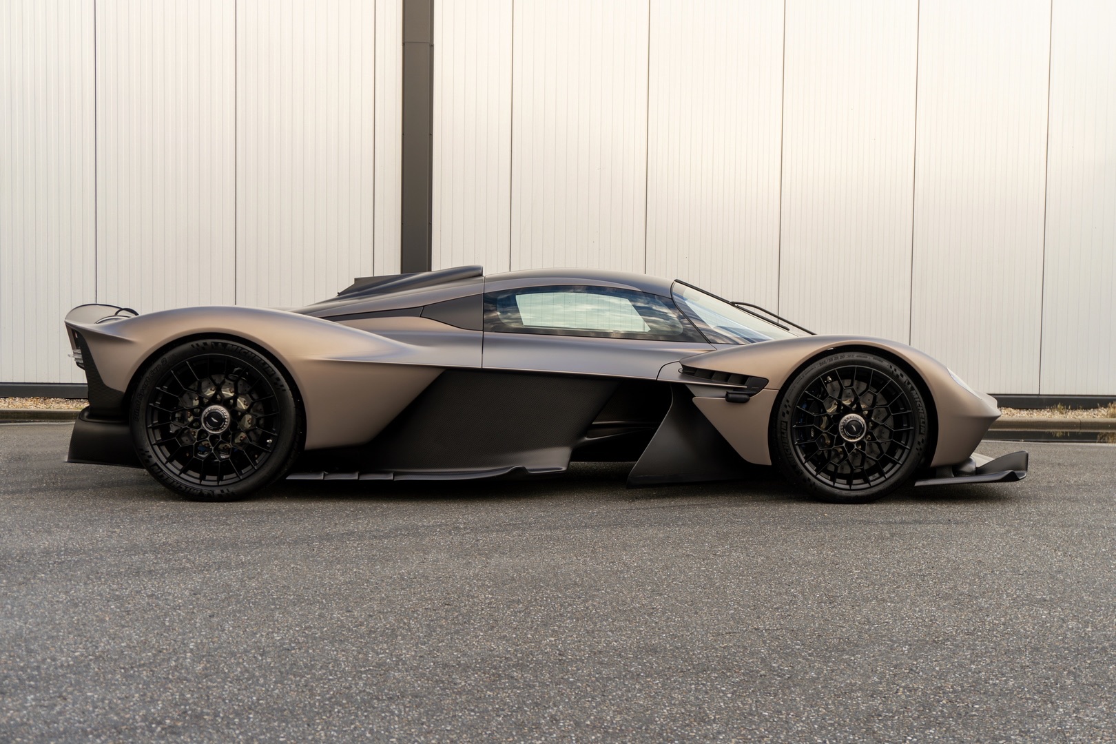 2022 Aston Martin Valkyrie, 18/40