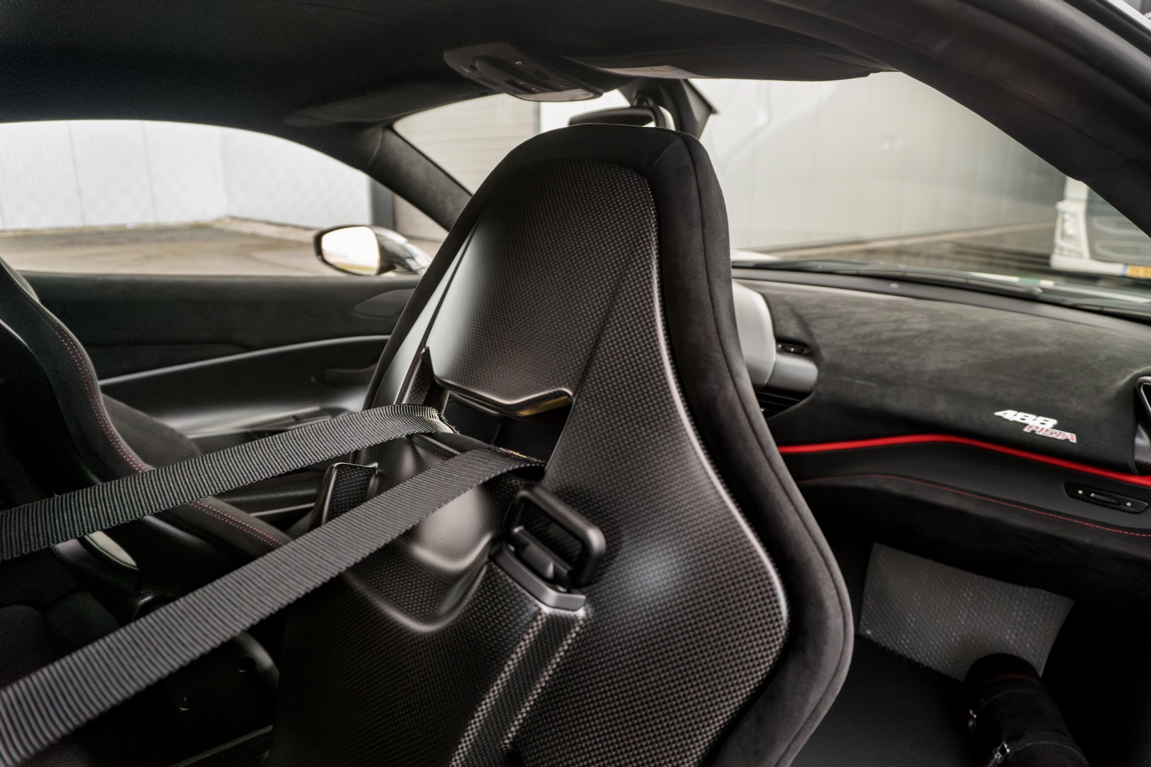 2019 Ferrari 488 Pista Piloti, 6/18
