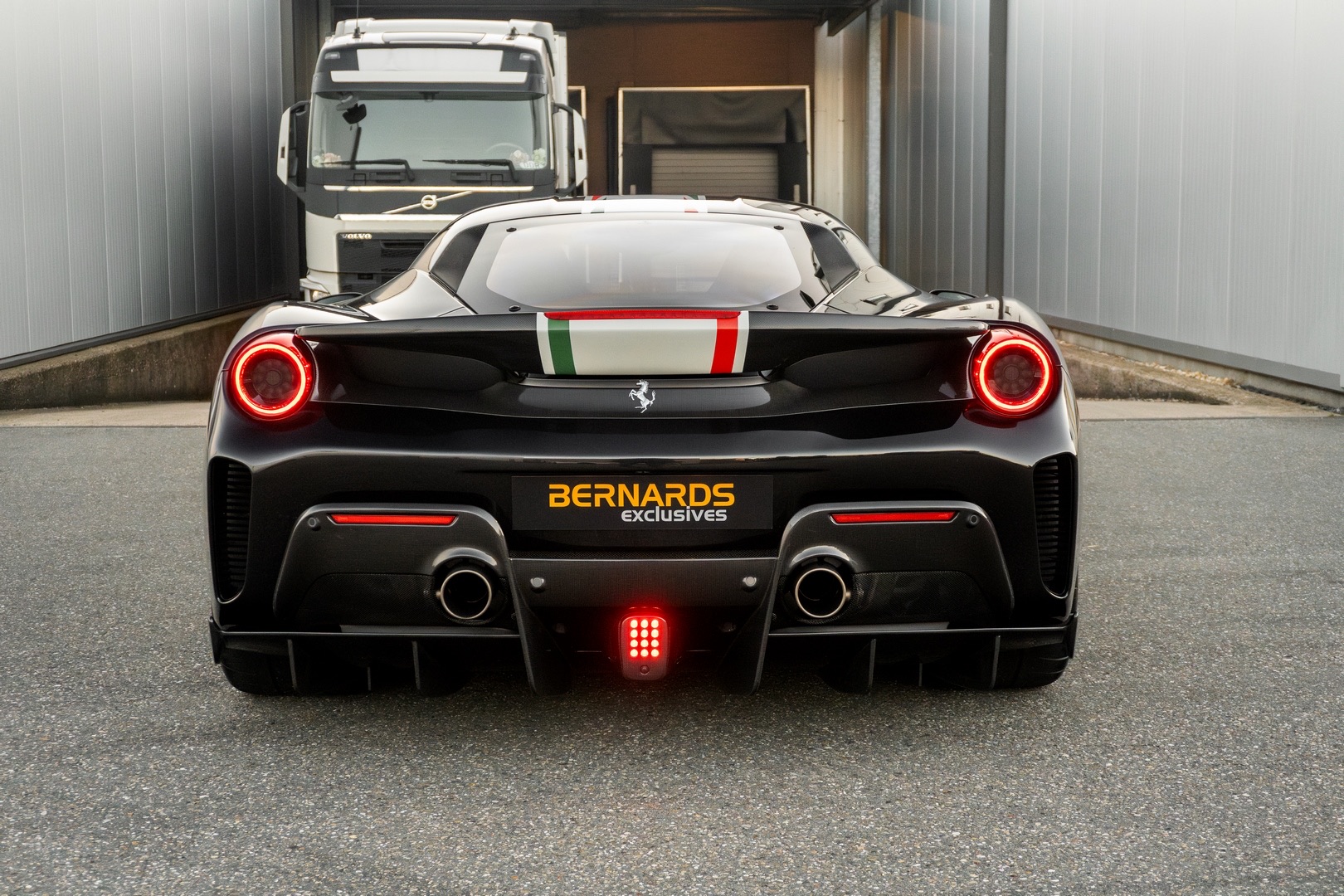 2019 Ferrari 488 Pista Piloti, 16/18