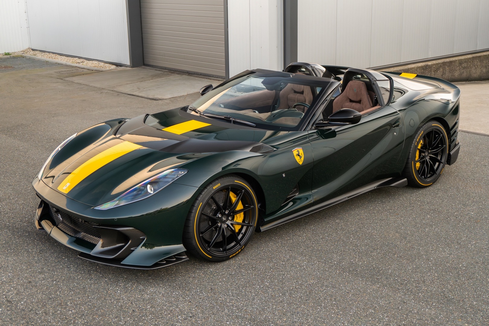 2023 Ferrari 812 Competizione Aperta, 9/20