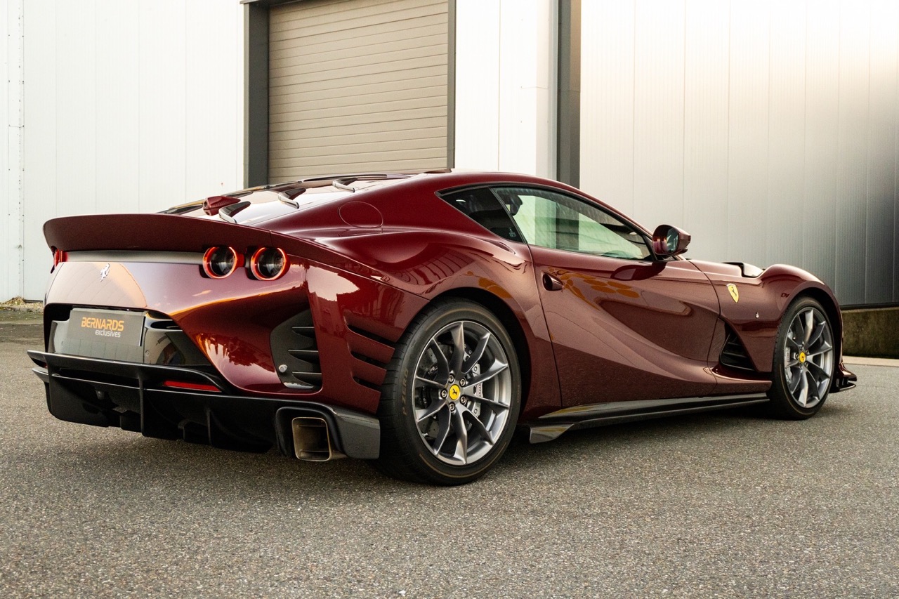 2022 Ferrari 812 Competizione – Rosso Rubino, 11/25