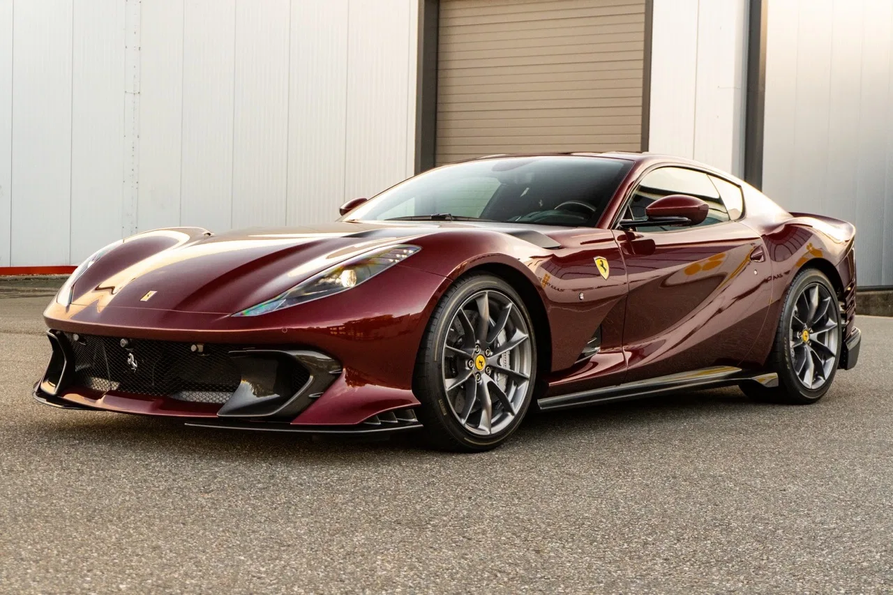 2022 Ferrari 812 Competizione – Rosso Rubino for sale, exterior, Rosso Rubino Micalizzato