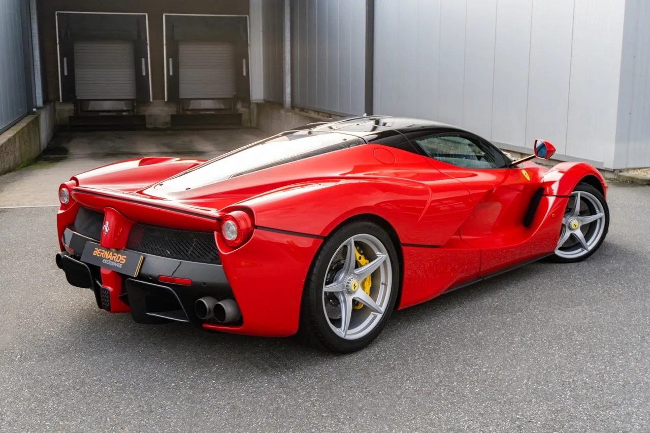 2014 Ferrari LaFerrari for sale, exterior, Rosso Corsa