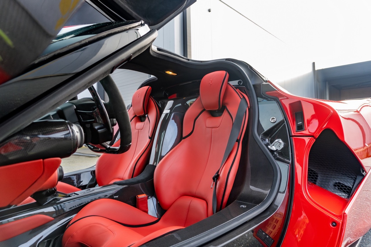 2014 Ferrari LaFerrari, 9/15