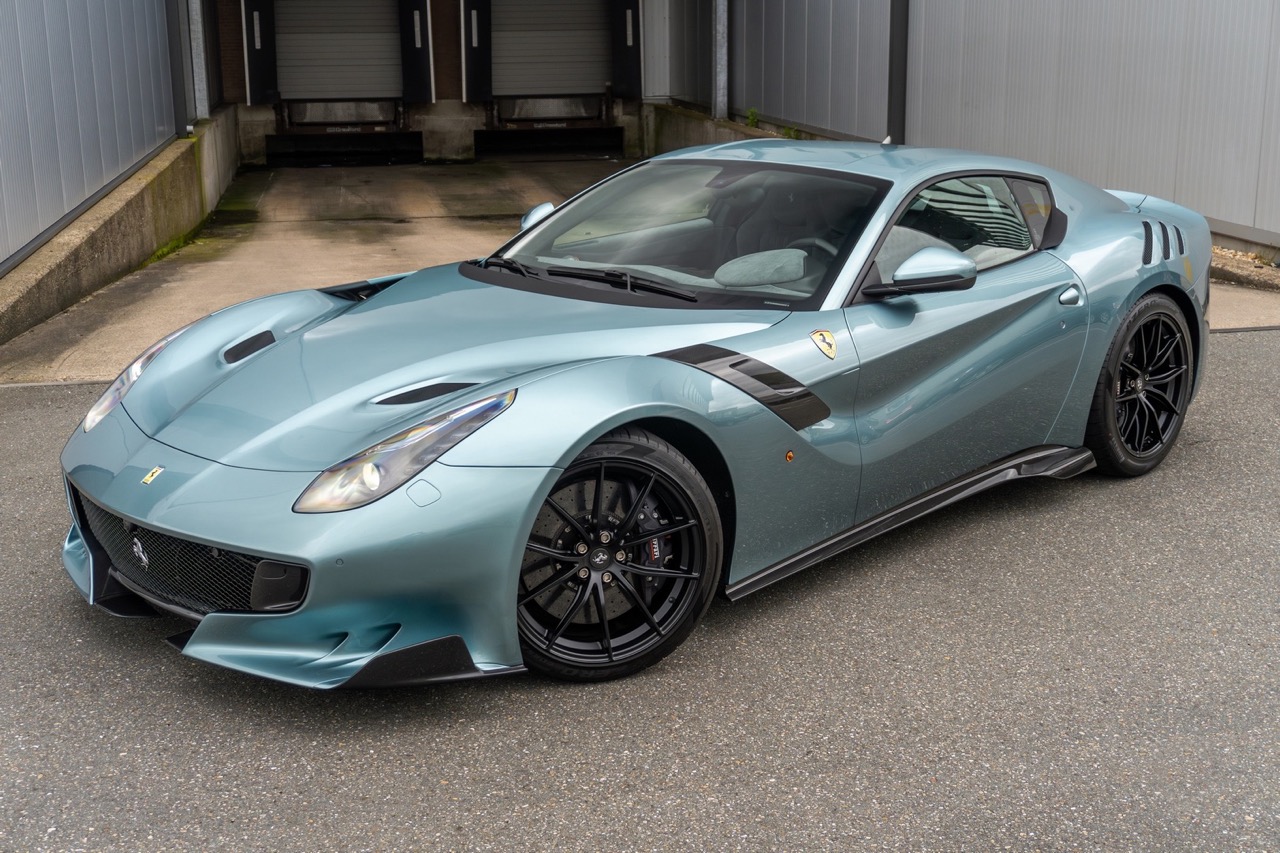 2016 Ferrari F12 TDF, 9/25