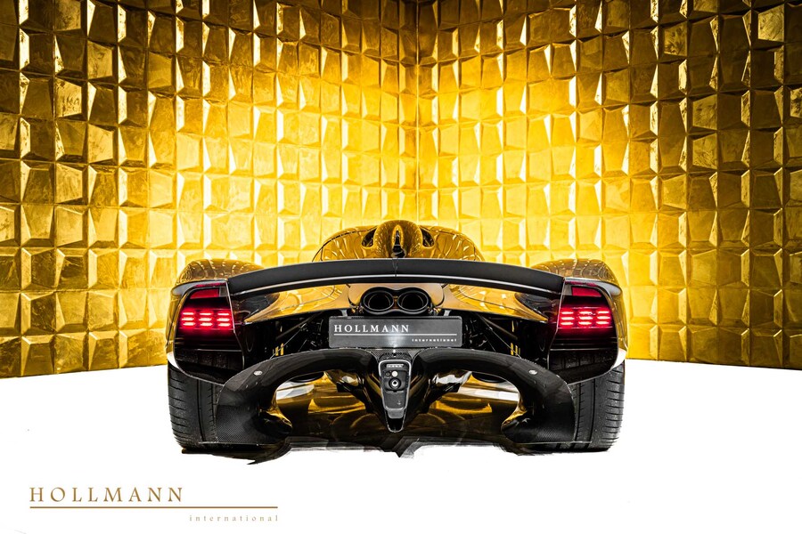 2025 Aston Martin Valkyrie, 3/20
