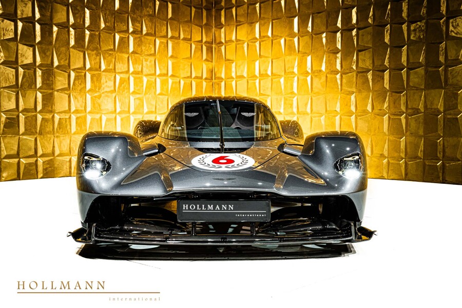 2025 Aston Martin Valkyrie, 11/20