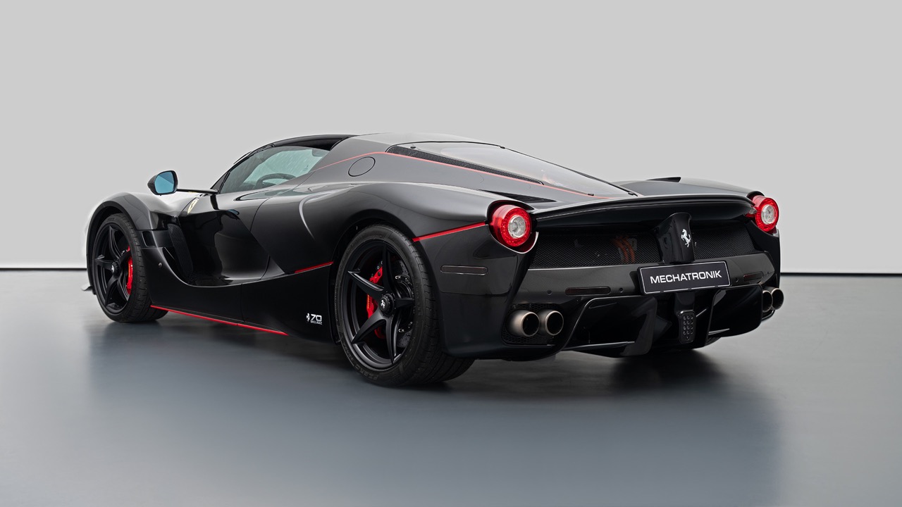 2017 Ferrari LaFerrari Aperta, 2/20