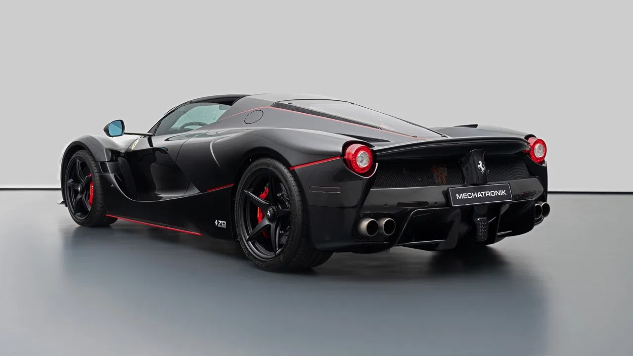 2017 Ferrari LaFerrari Aperta for sale, exterior, Nero Daytona Metallic