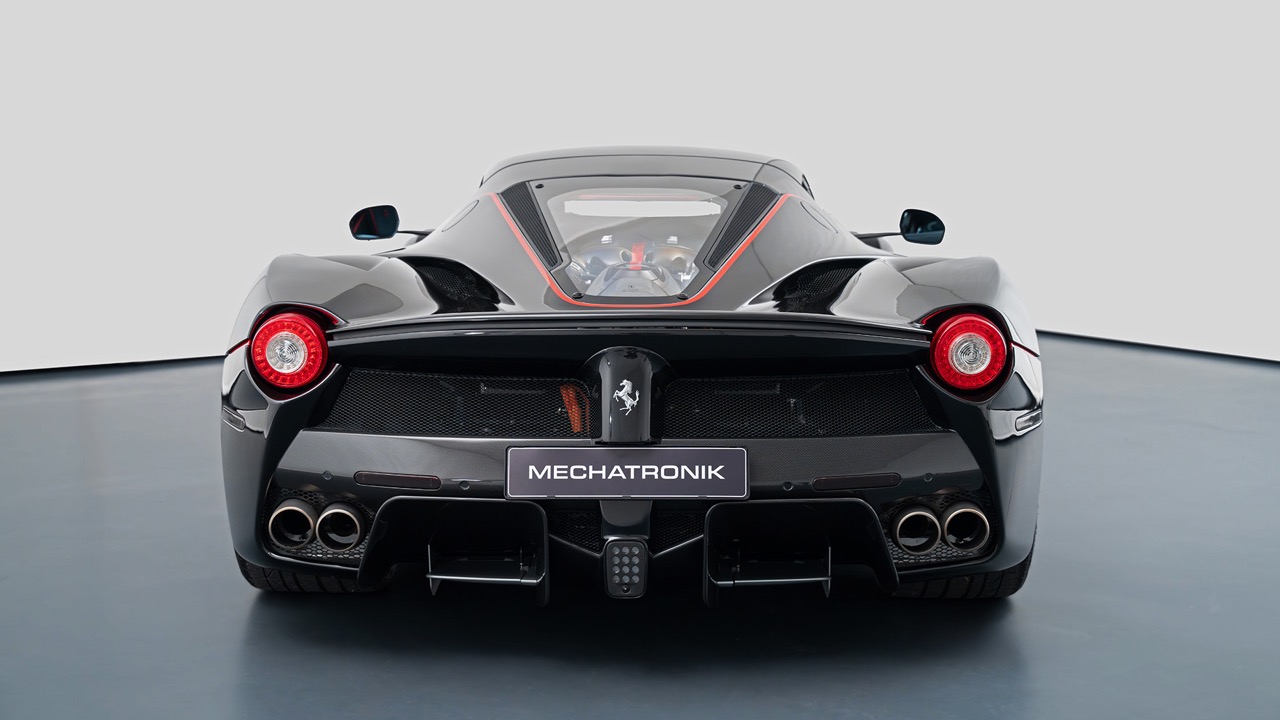 2017 Ferrari LaFerrari Aperta, 8/20