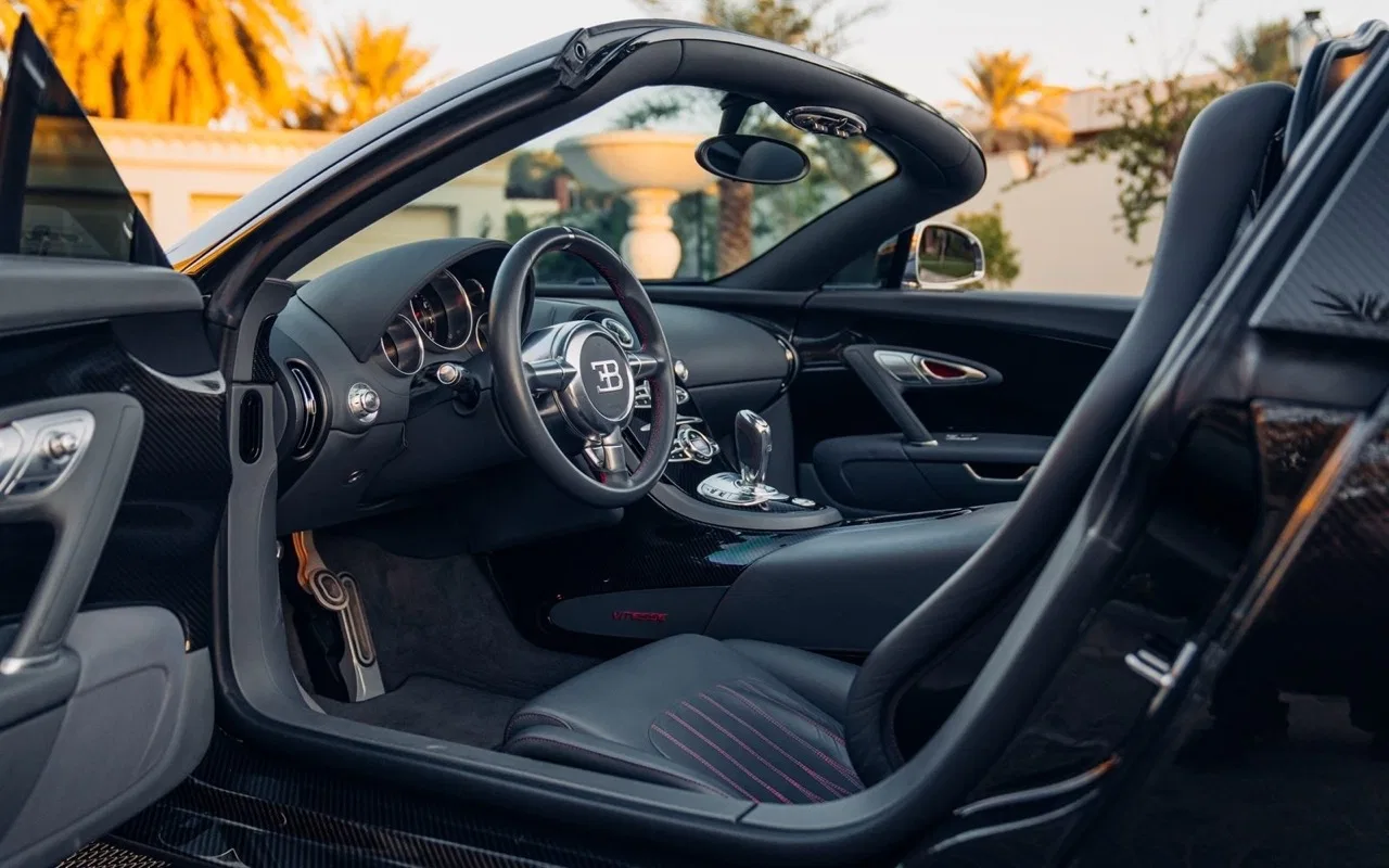 2015 Bugatti Veyron 16.4 Grand Sport Vitesse interior, Dark Grey Leather with Red Stitching