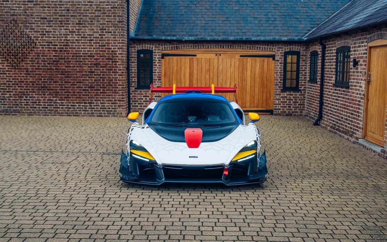 2019 McLaren Senna GTR, 2/20