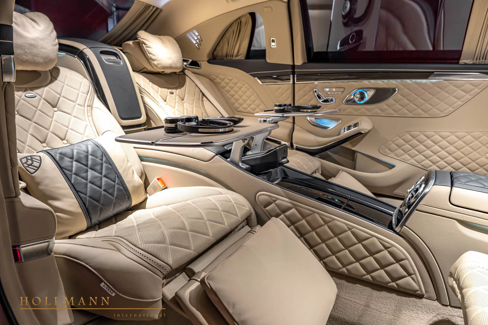 2024 Mercedes-Maybach S 650 Pullman interior, seats, Leather Beige