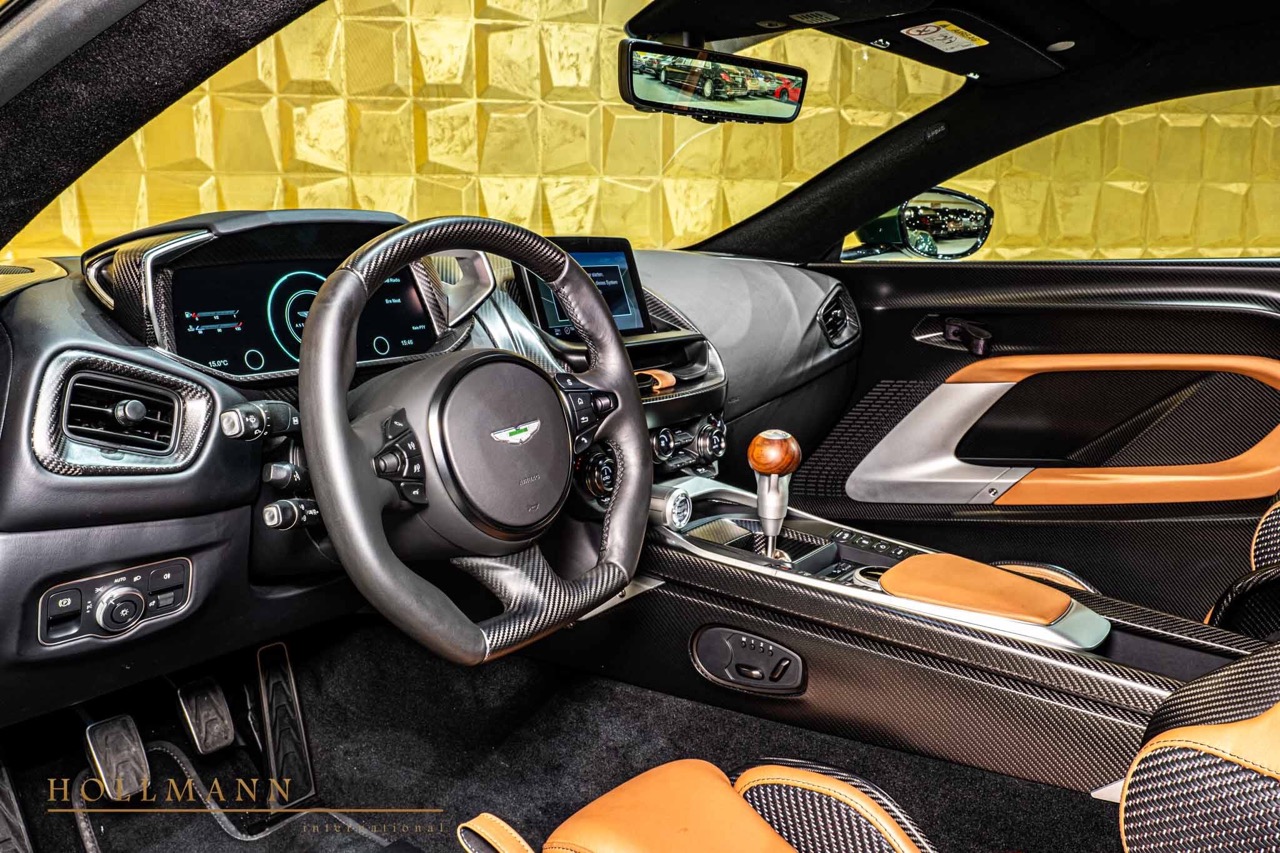2025 Aston Martin Valour, 12/20