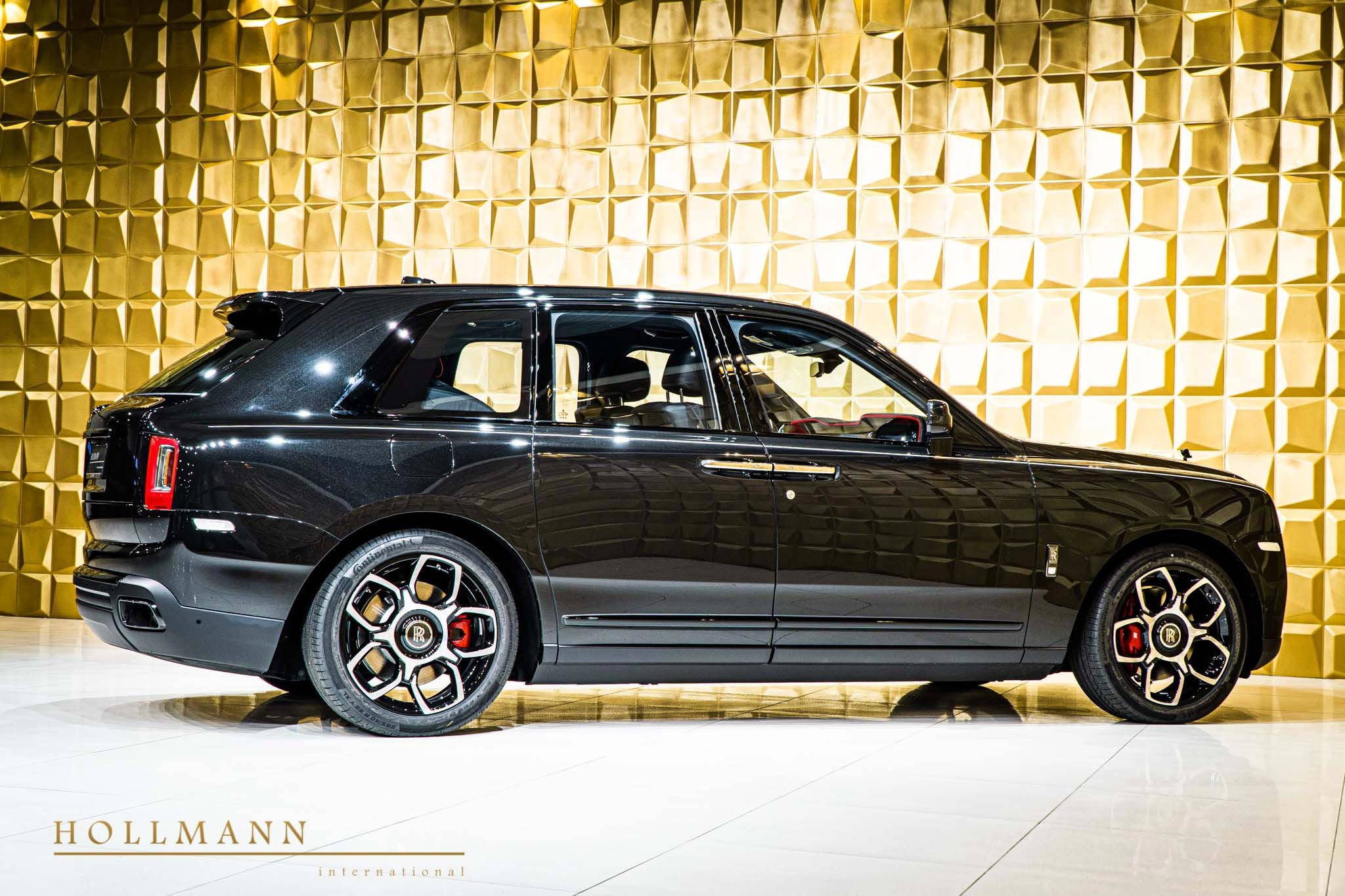 2020 Rolls-Royce Cullinan Black Badge, 8/19