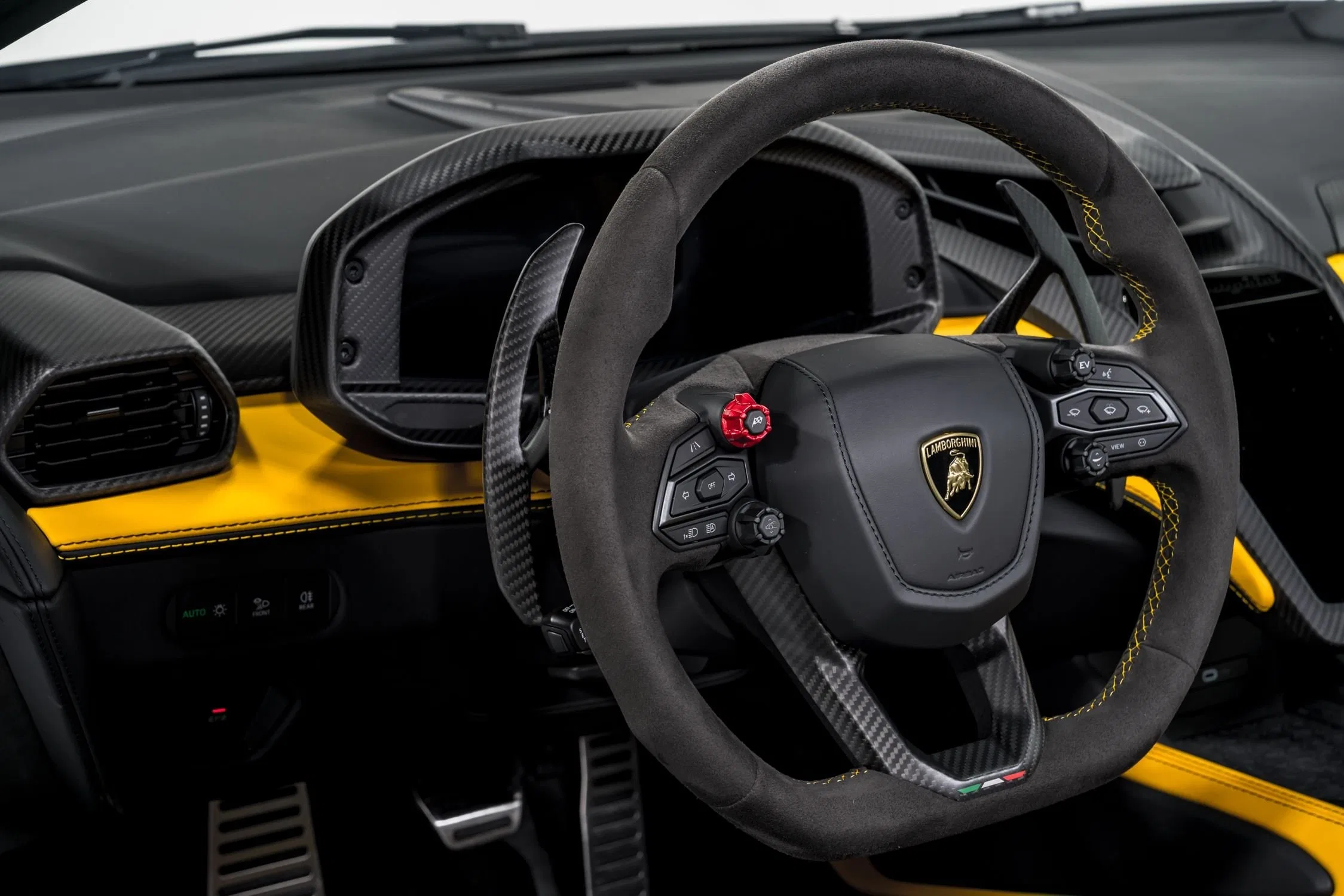 2024 Lamborghini Revuelto interior, Nero Ade