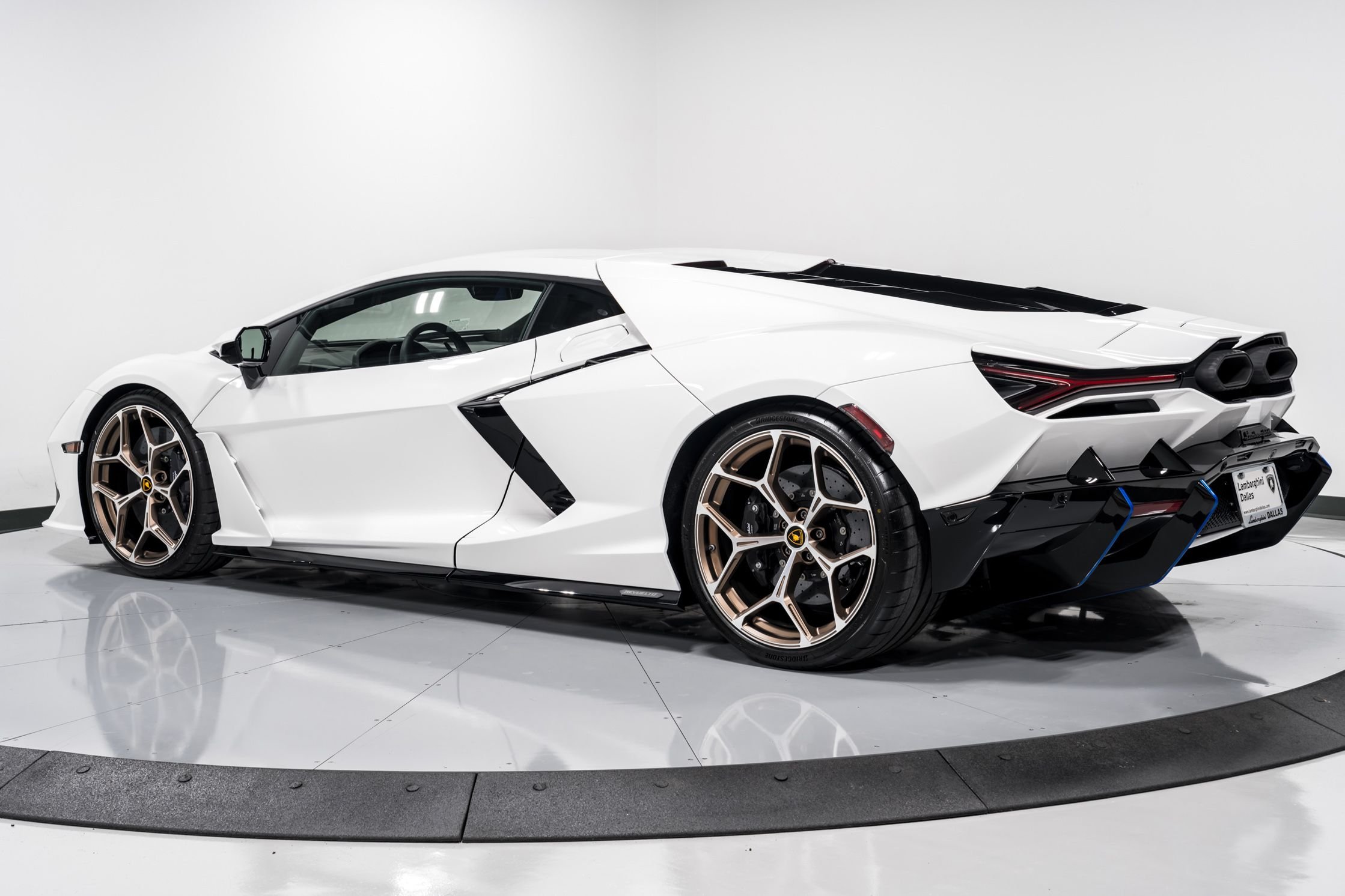 2024 Lamborghini Revuelto, 8/19