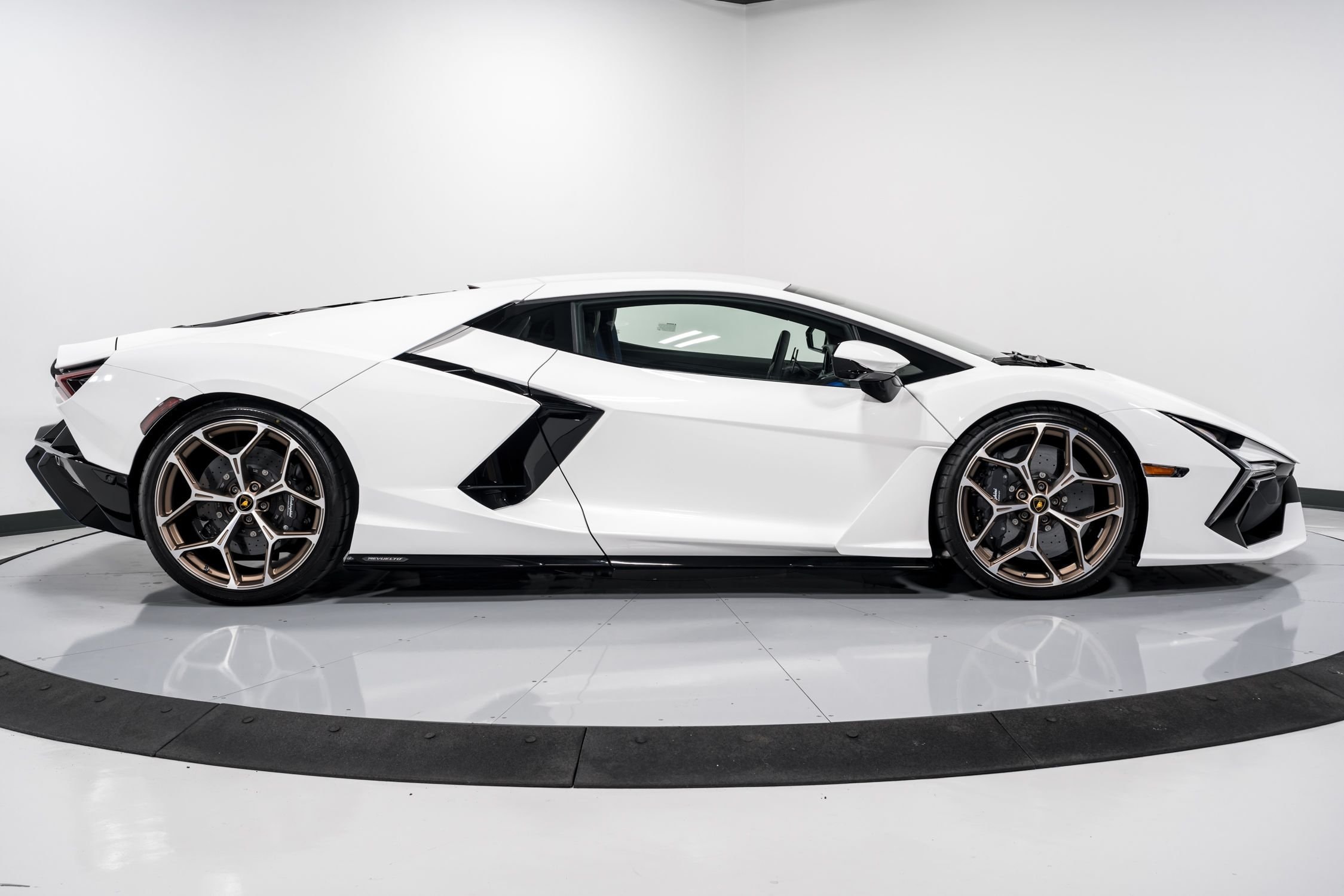 2024 Lamborghini Revuelto, 9/19