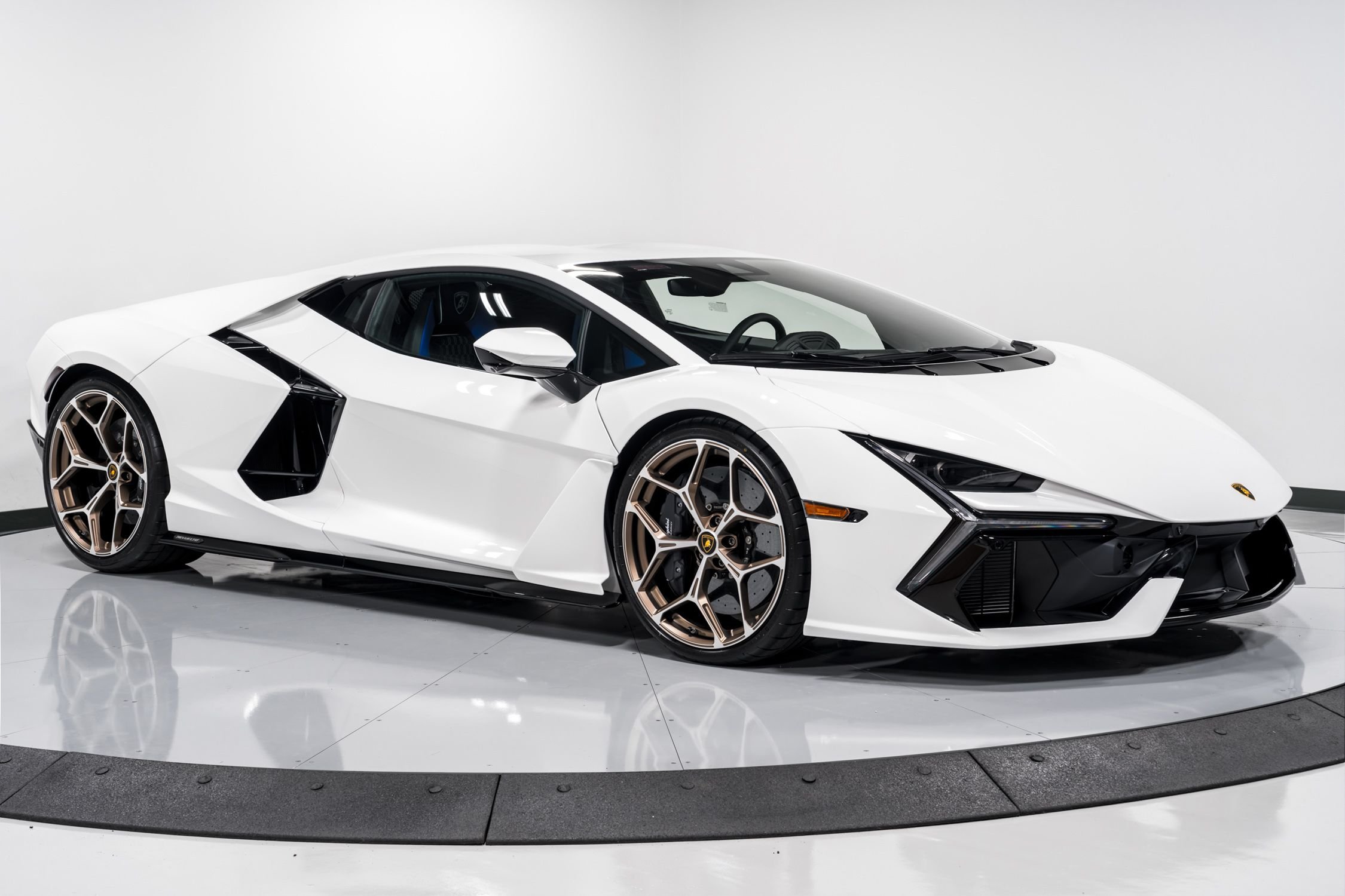 2024 Lamborghini Revuelto, 18/19