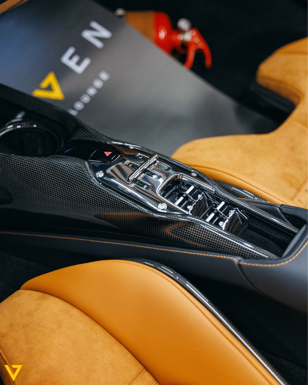 2023 Ferrari 812 Competizione Aperta, 4/19