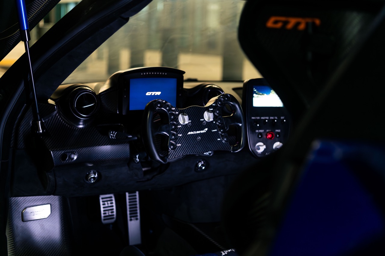 2019 McLaren Senna GTR, 3/4