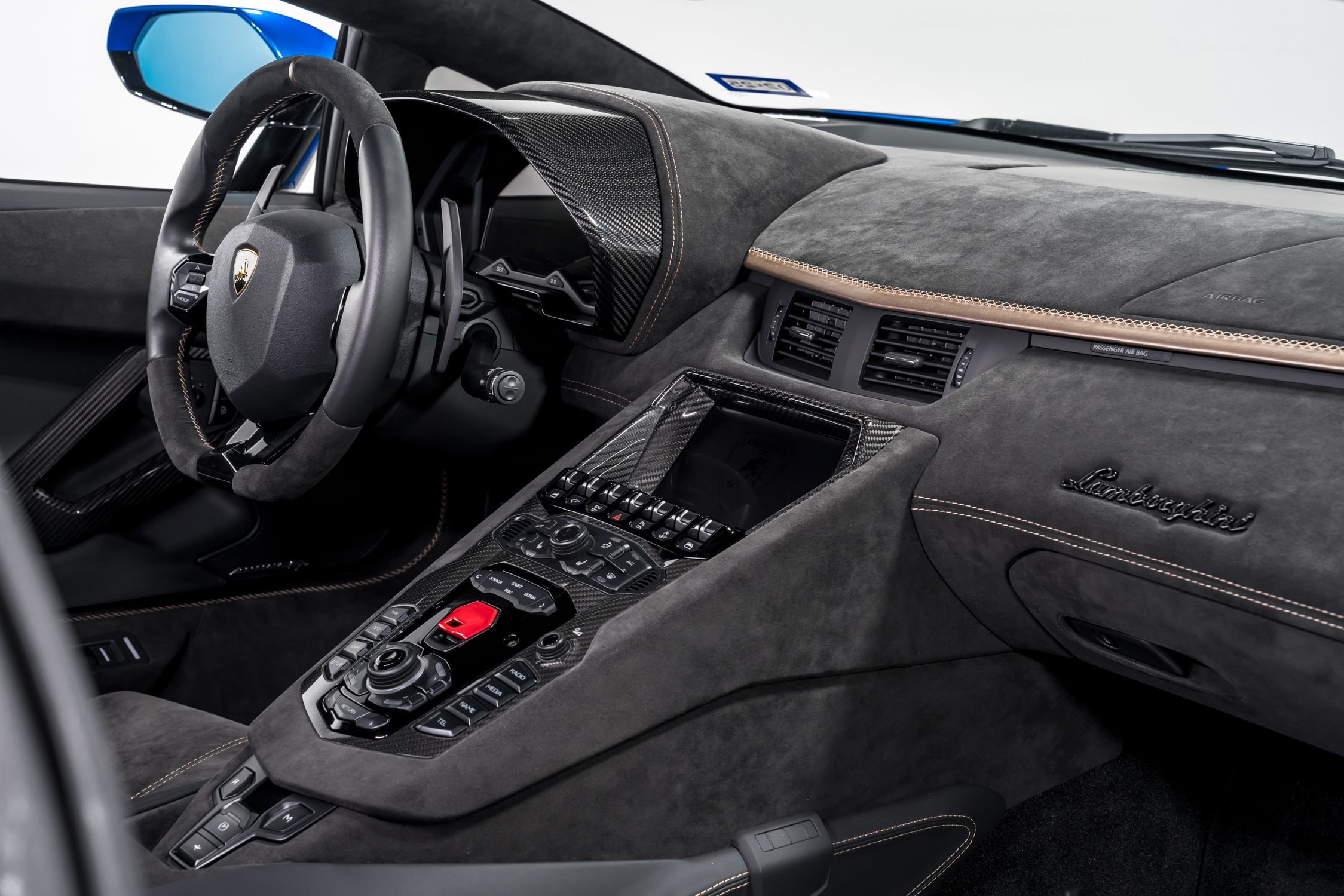 2022 Lamborghini Aventador Ultimae, 3/40