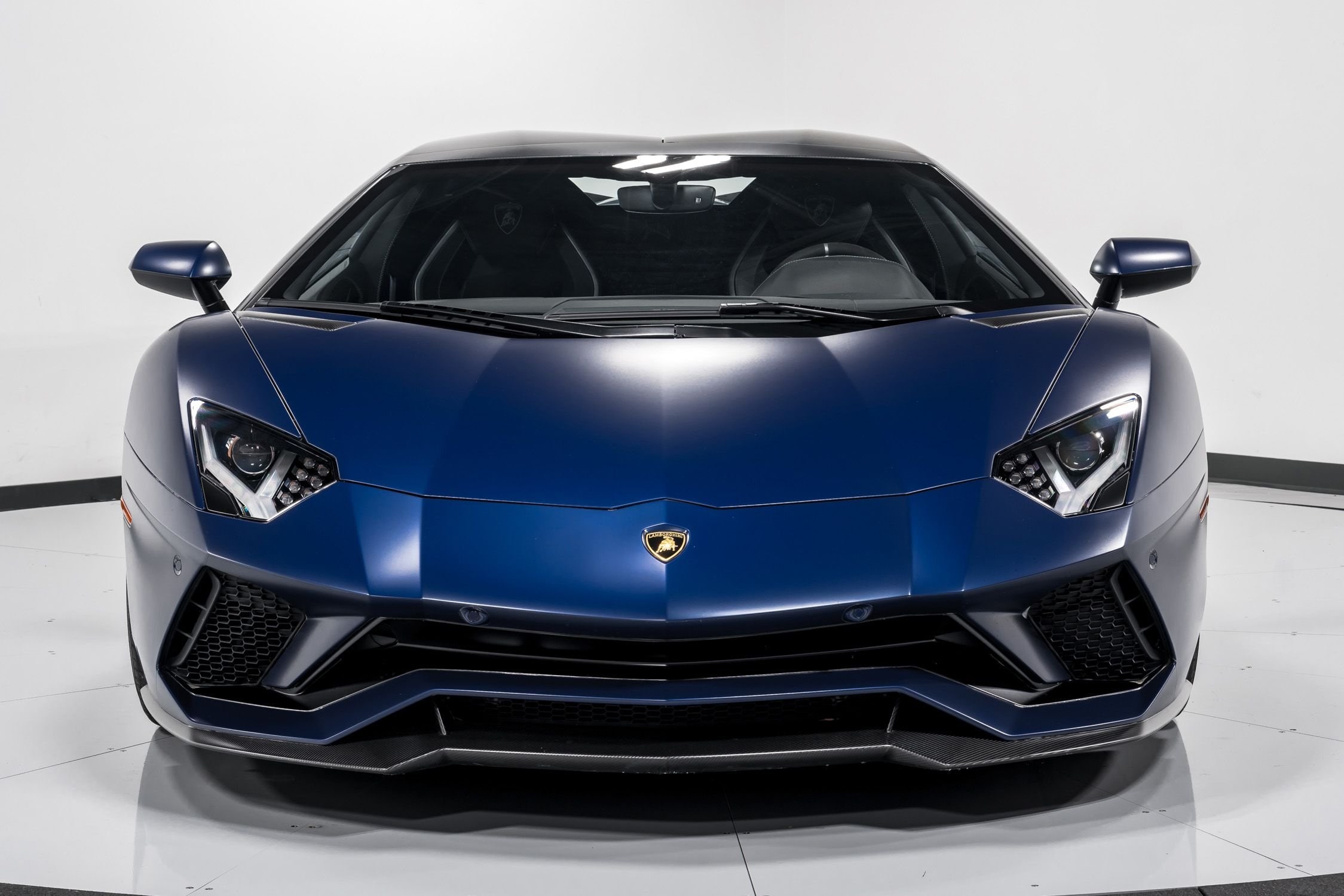 2022 Lamborghini Aventador Ultimae Roadster, 3/39