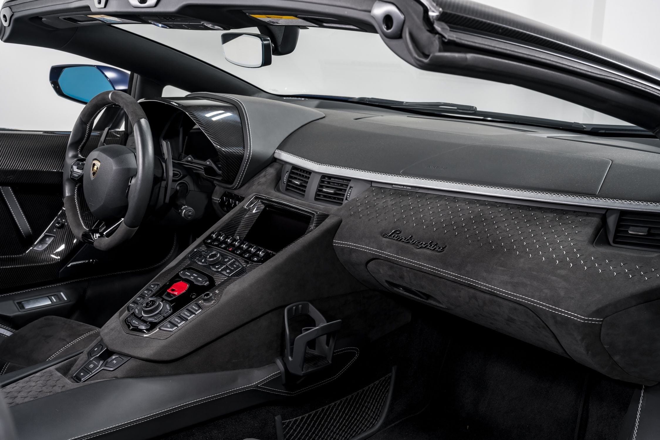 2022 Lamborghini Aventador Ultimae Roadster, 11/39