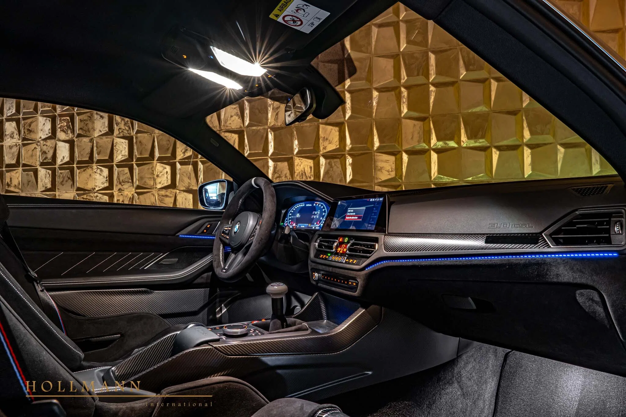 2025 BMW 3.0 CSL interior, Leather/Alcantara Black