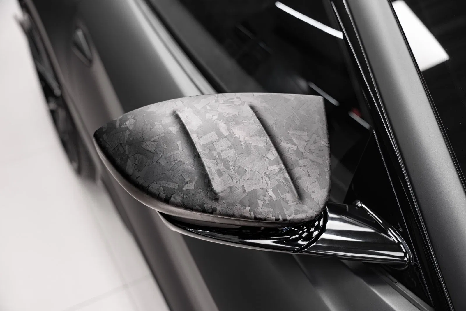 2019 Mansory 812 Superfast Stallone, detail